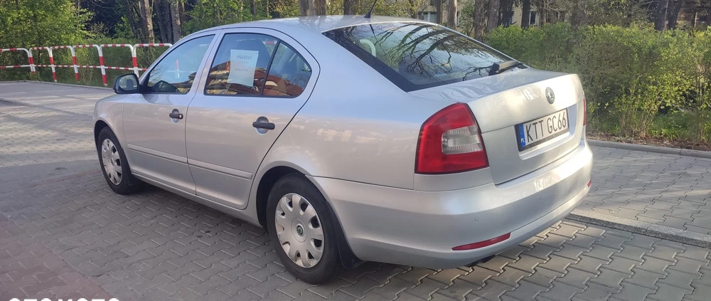 Skoda Octavia cena 17300 przebieg: 211500, rok produkcji 2010 z Zakopane małe 56